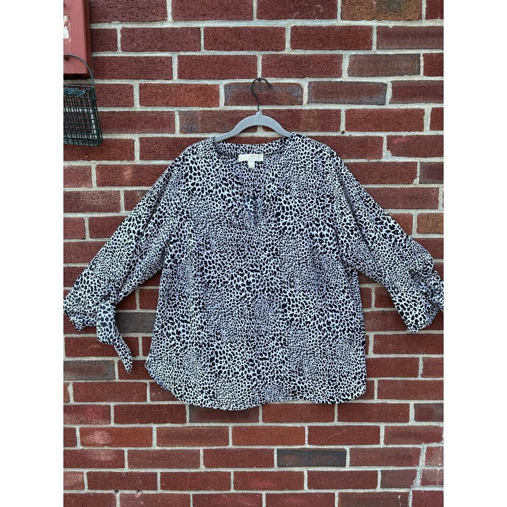 Michael Kors 1X Animal Print Blouse Plus Size Black White Tie Sleeve Top - Picture 3 of 9